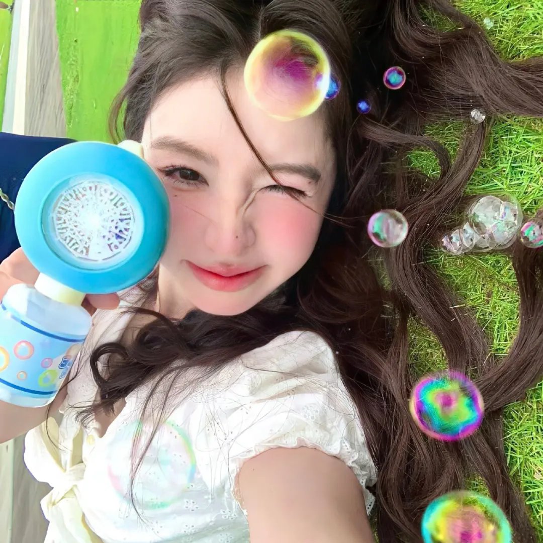 车轴海报